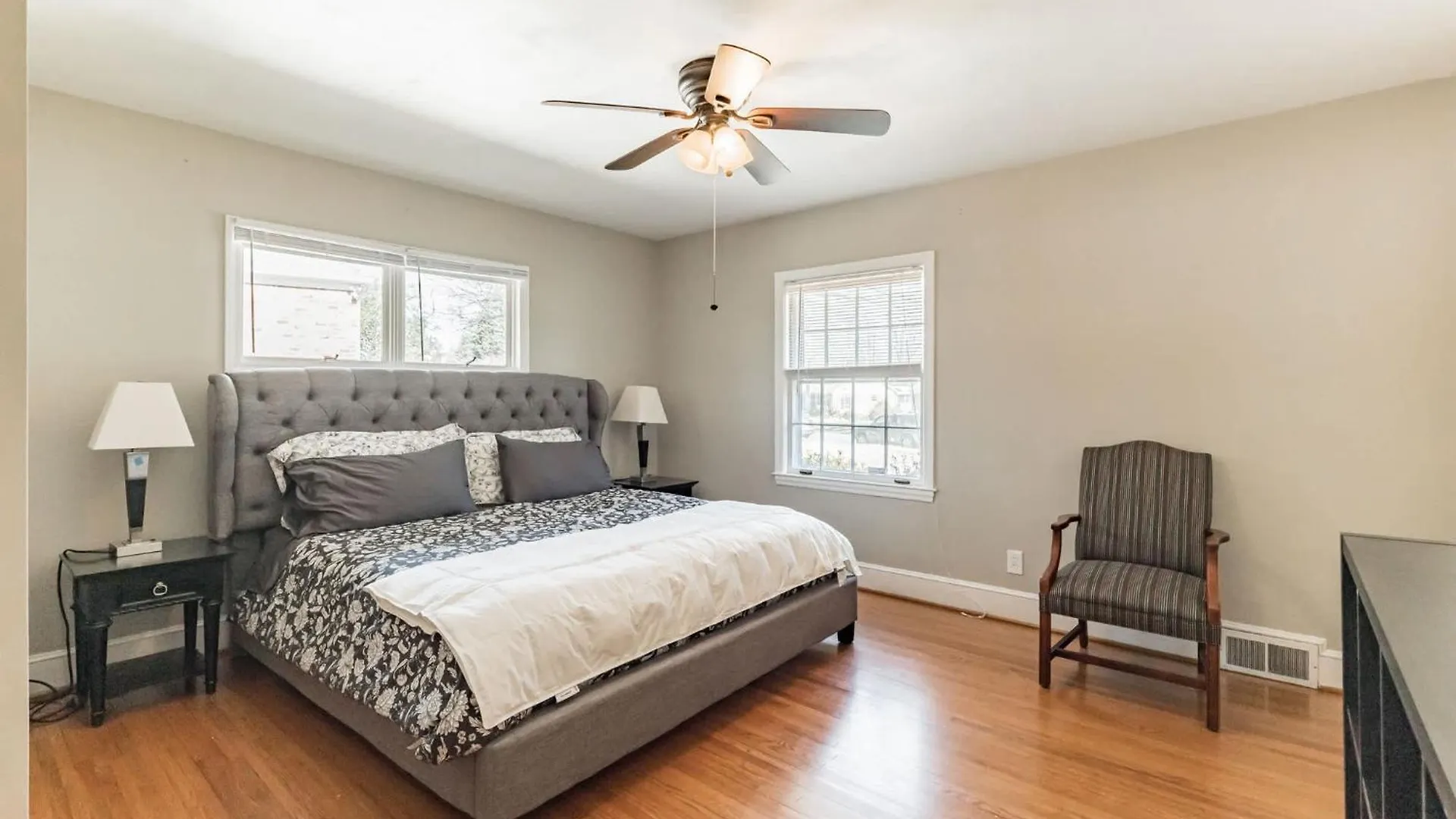 4 Bedroom Ranch In Prime Southpark Backyard And Porch Charlotte Holiday home